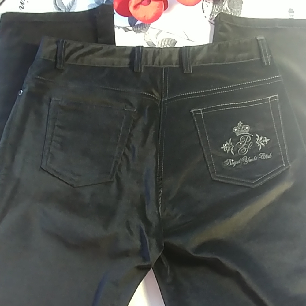 Paul & Shark pant in black velvet.
